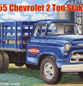 1955 Chevrolet 2 Ton Stake Truck 1/48 Scale Model Kit