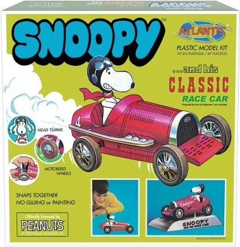 Atlantis - Motorized Model Kit - Snoopy and his Classic Race Car