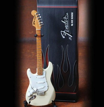 Axe Heaven Fender Lefty Stratocaster Cream Mini Guitar Replica Collectible FS-004